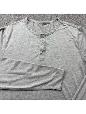 Vuori Ease Performance Henley Shirt Men M Gray Stretch Long-Sleeve